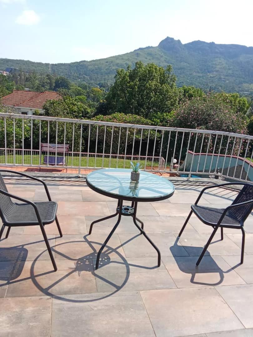 The Haven Guesthouse Ezulwini Lobamba Bagian luar foto