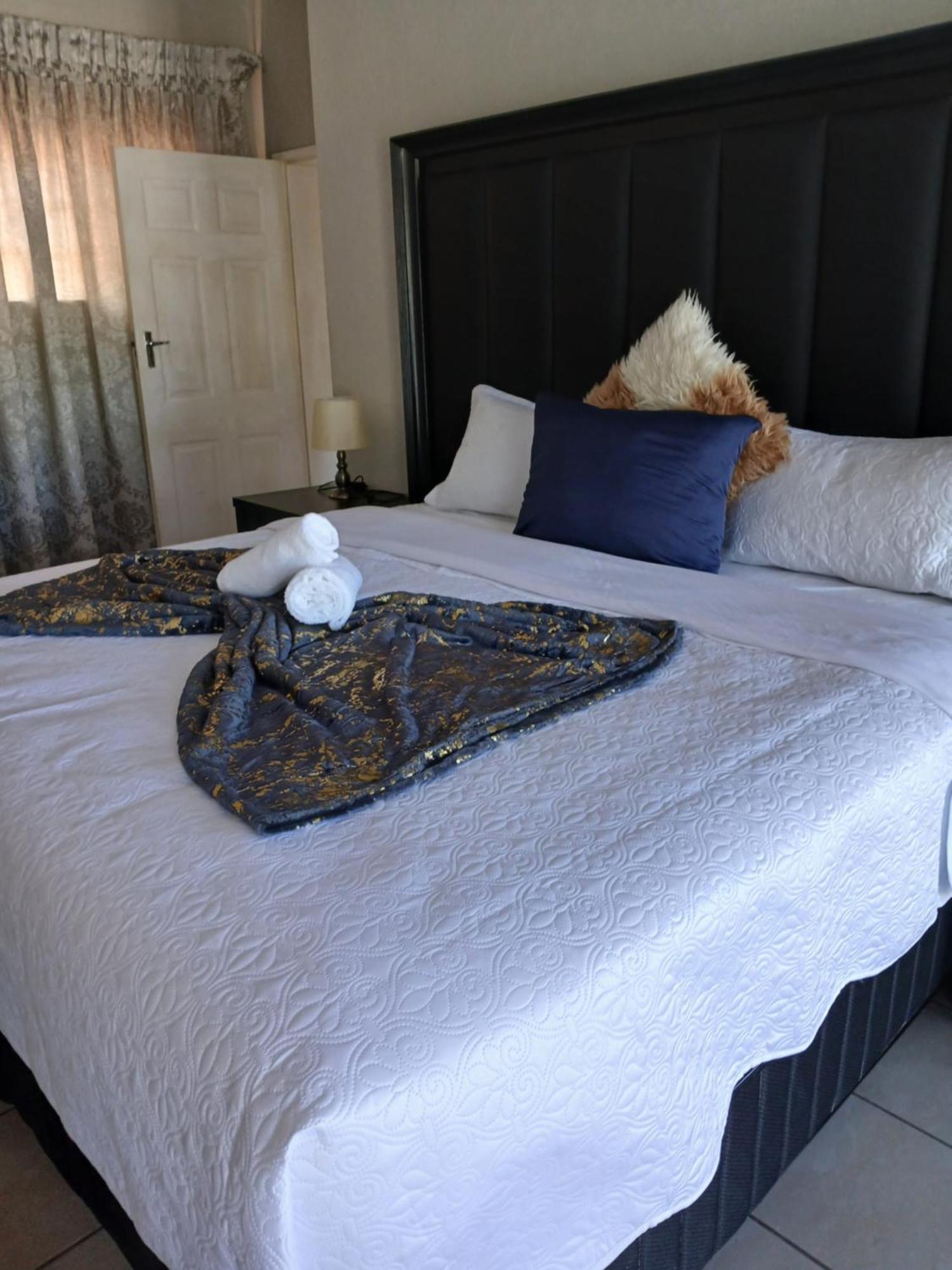 The Haven Guesthouse Ezulwini Lobamba Bagian luar foto