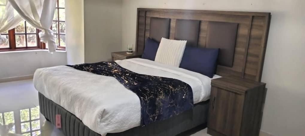 The Haven Guesthouse Ezulwini Lobamba Bagian luar foto